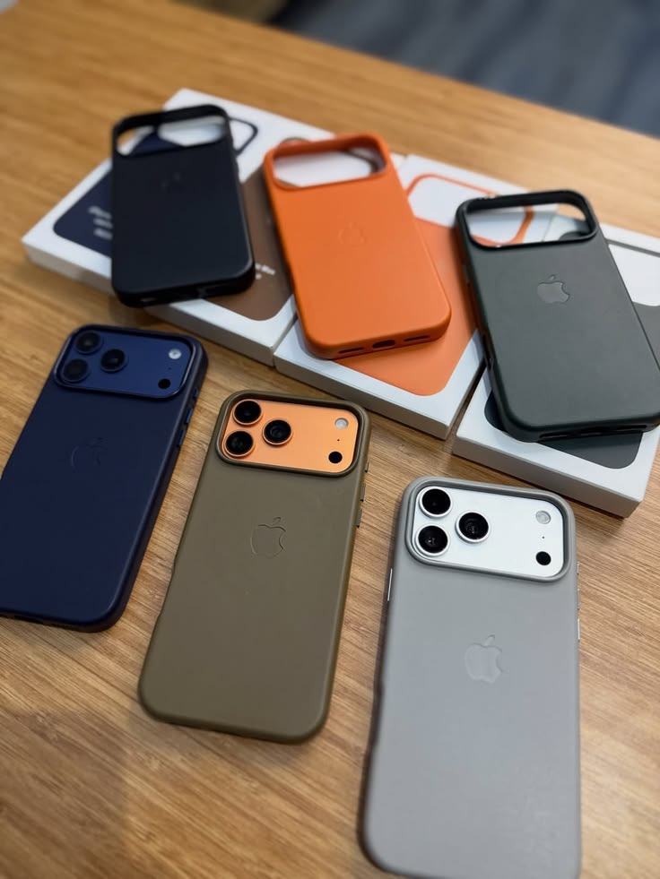 iPhone 18 Pro MagSafe Deri Kılıf